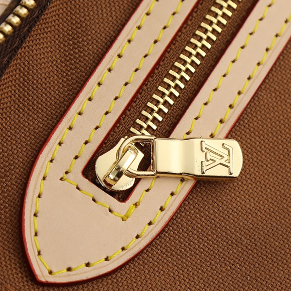 ルイヴィトンバッグ着用イメージ